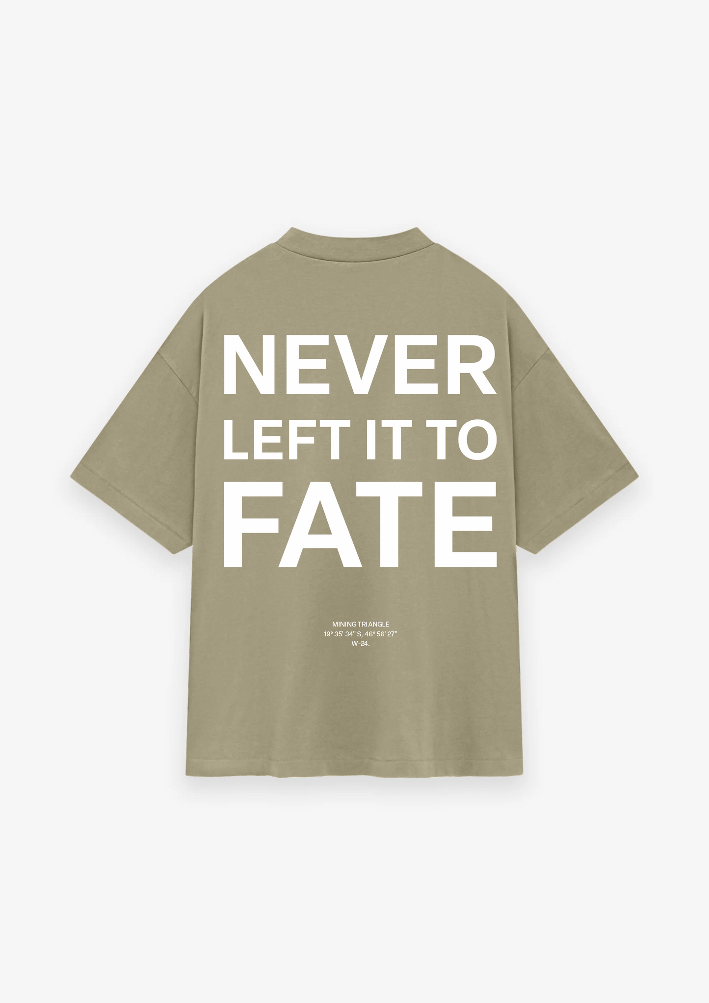 CAMISETA OVERSIZED NEVER LEFT IT TO FATE