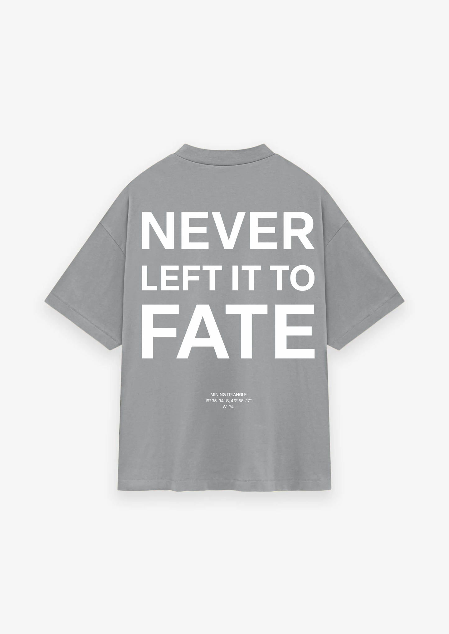 CAMISETA OVERSIZED NEVER LEFT IT TO FATE