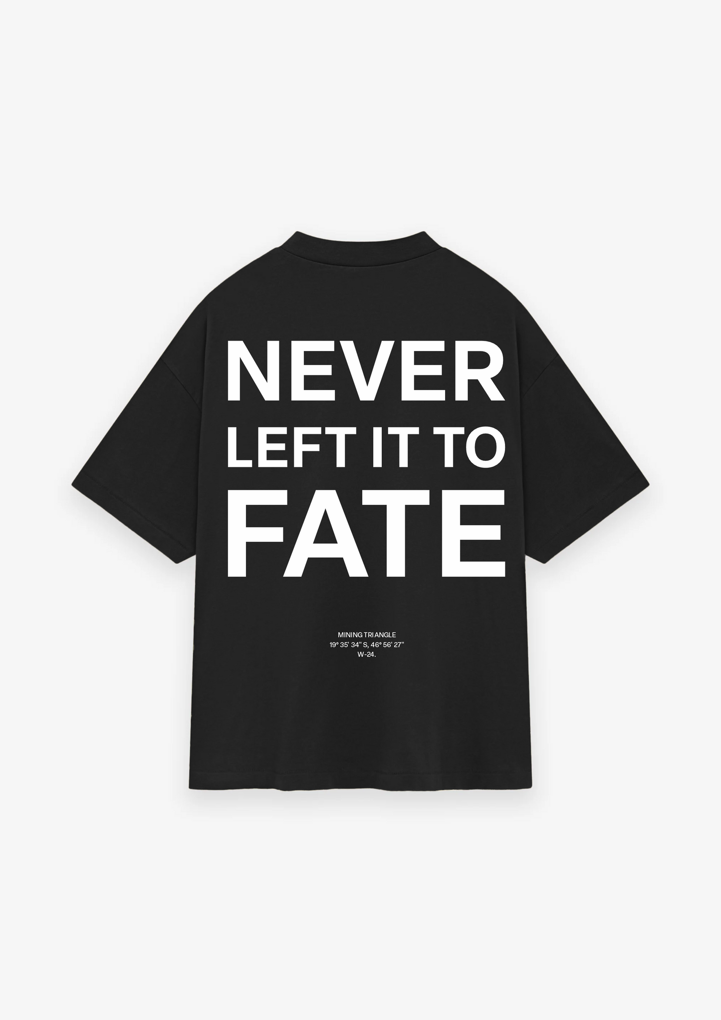 CAMISETA OVERSIZED NEVER LEFT IT TO FATE