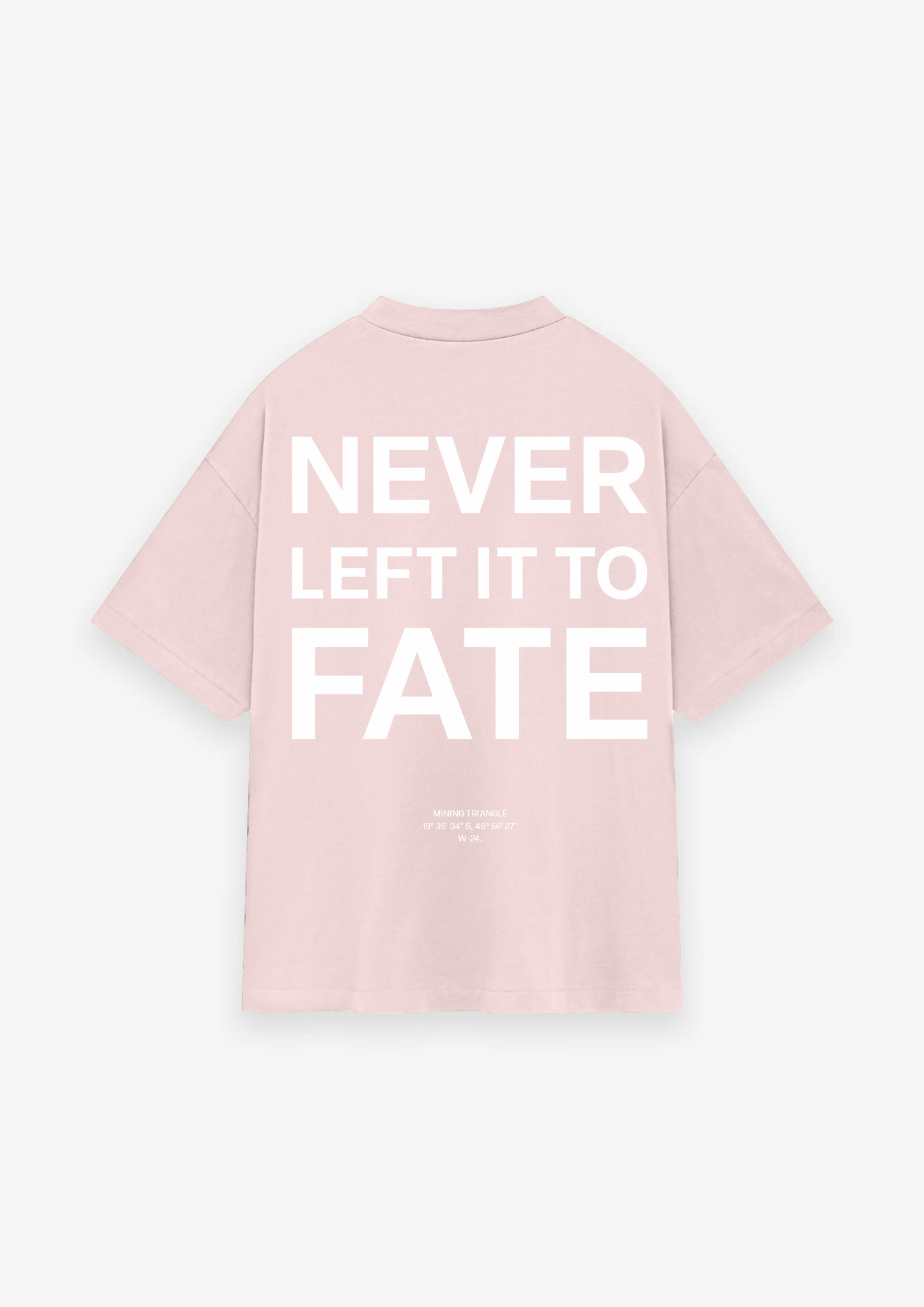 CAMISETA OVERSIZED NEVER LEFT IT TO FATE