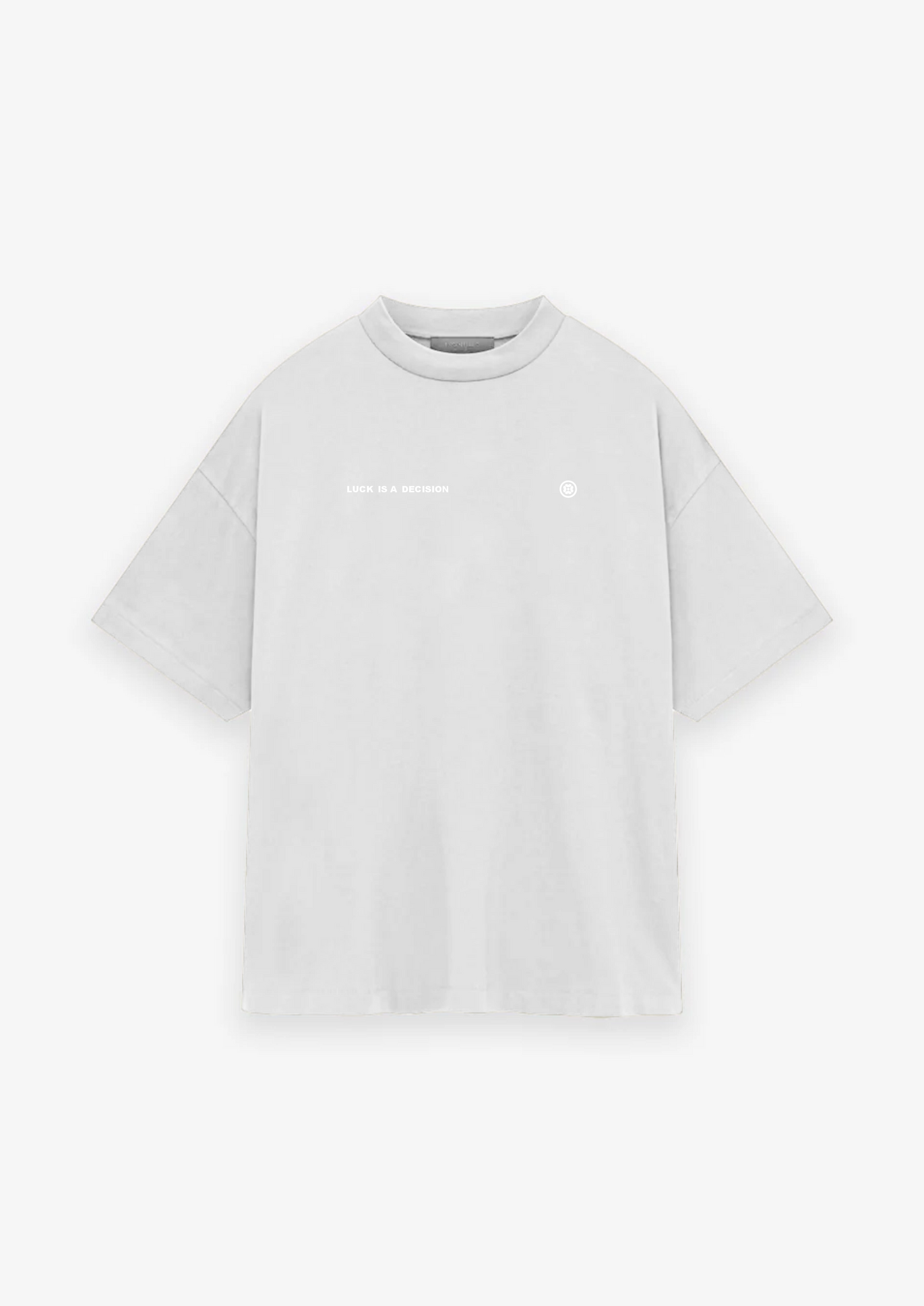 CAMISETA OVERSIZED LUCK IS A DECISION