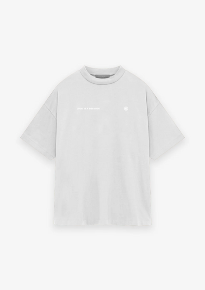 CAMISETA OVERSIZED LUCK IS A DECISION