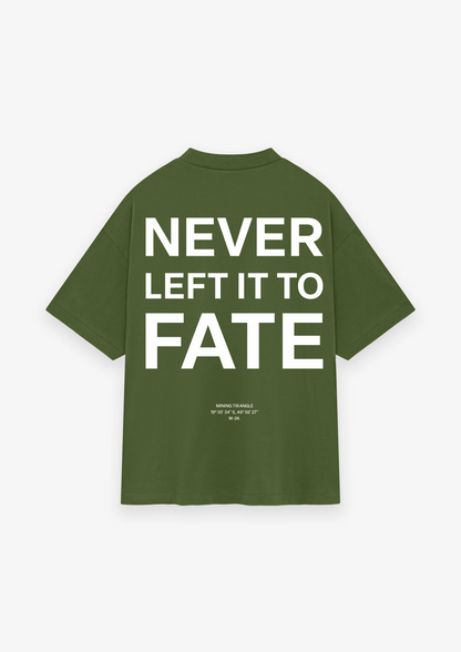 CAMISETA OVERSIZED NEVER LEFT IT TO FATE